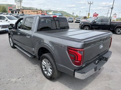 Used 2025 Ford F150 Lariat w/ Equipment Group 501A Mid AWD/4WD image 9