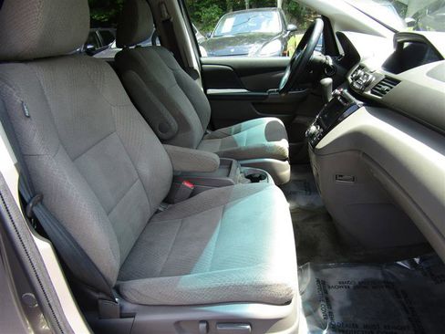 Used 2016 Honda Odyssey SE image 34