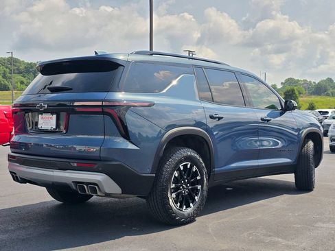 Used 2024 Chevrolet Traverse Z71 w/ Enhanced Driving Package AWD/4WD image 8
