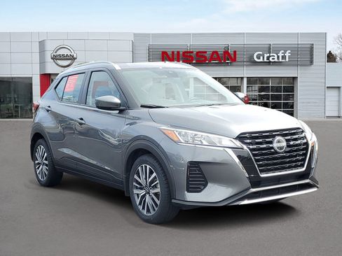 Certified 2024 Nissan Kicks SV FWD image 2