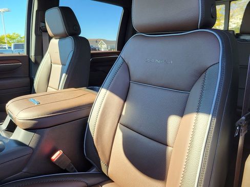 New 2026 GMC Sierra 2500 Denali w/ Technology Package image 20