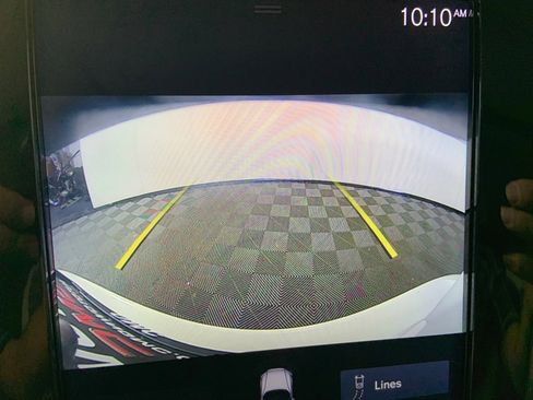 Used 2020 Volvo V60 T5 Cross Country image 12