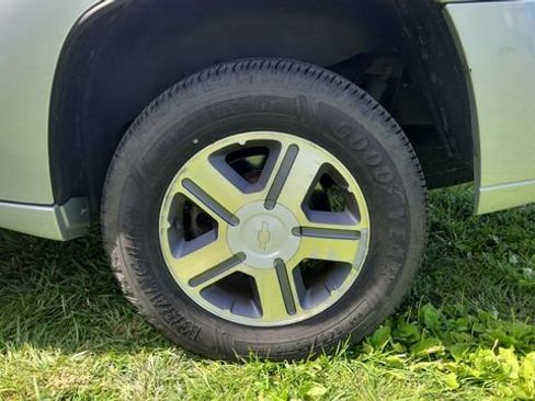 Used 2007 Chevrolet TrailBlazer LT AWD/4WD image 9