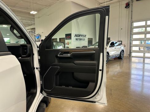 Used 2023 Chevrolet Silverado 1500 LT Trail Boss w/ Protection Package AWD/4WD image 39