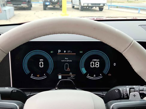 Used 2025 Hyundai Santa Fe SEL image 22