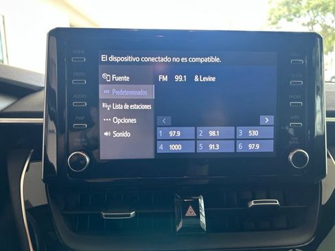 Used 2020 Toyota Corolla SE FWD image 8