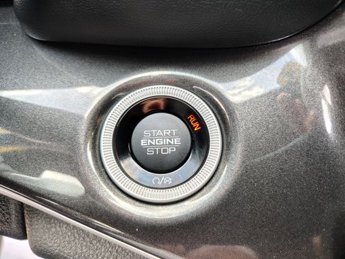 Certified 2023 Jeep Grand Cherokee Altitude image 36