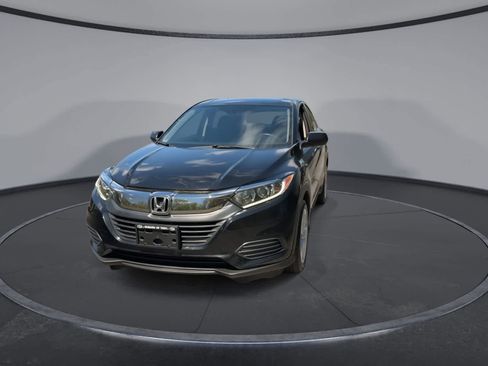 Used 2019 Honda HR-V LX image 3