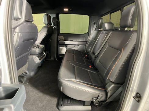 Used 2025 Ford F150 Lariat w/ Equipment Group 502A High image 32