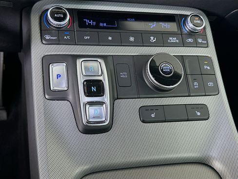 Used 2025 Hyundai Palisade SEL image 25