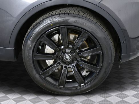 Used 2020 Land Rover Discovery HSE image 33
