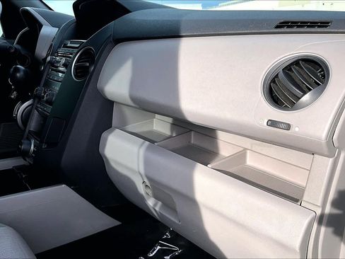 Used 2015 Honda Pilot SE image 18