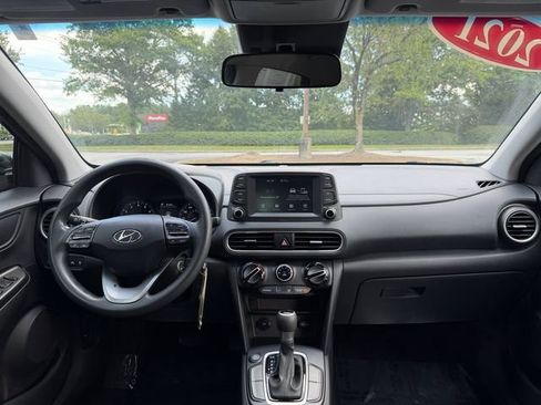 Used 2021 Hyundai Kona SE FWD image 31