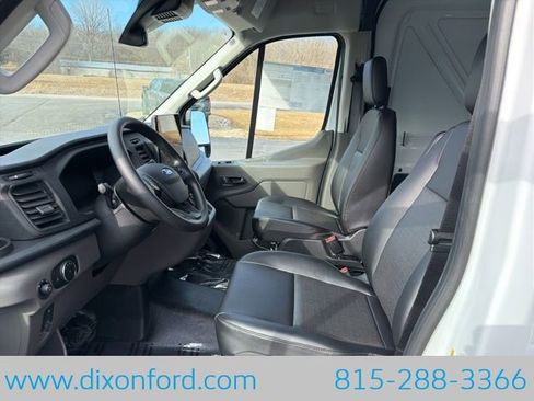 New 2026 Ford Transit 250 148 Medium Roof RWD image 9