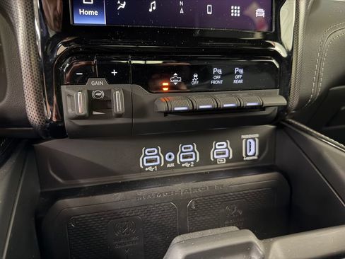 Certified 2025 RAM 1500 Limited w/ Bed Utility Group AWD/4WD image 35