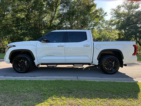 Used 2026 Toyota Tundra SR5 w/ SR5 Premium Package AWD/4WD image 8