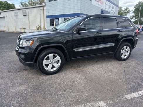 Used 2013 Jeep Grand Cherokee Laredo image 4