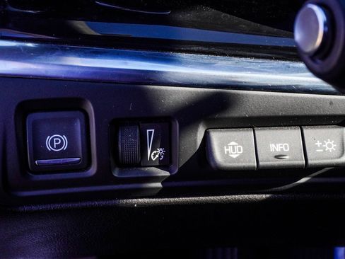 Used 2020 Cadillac XT6 Premium Luxury image 22