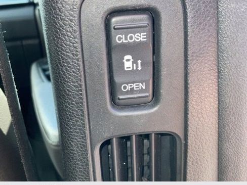 Used 2023 Honda Odyssey EX-L image 15