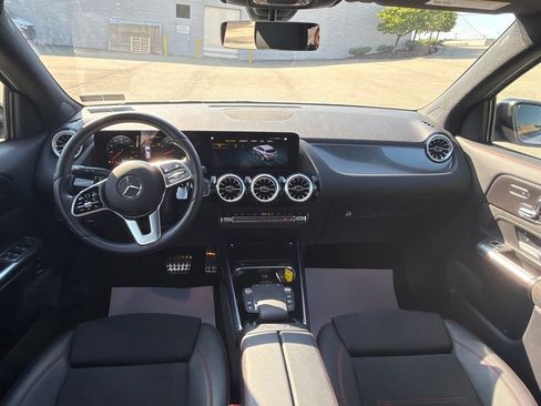 Certified 2022 Mercedes-Benz GLA 250 4MATIC image 12
