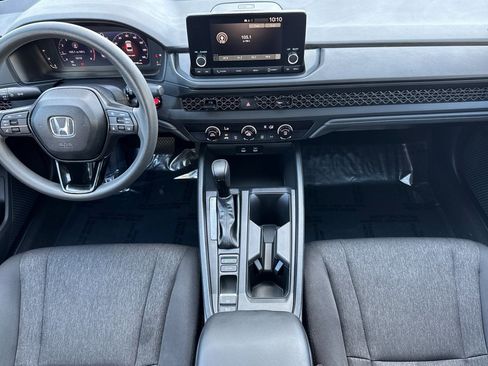 Certified 2025 Honda Accord LX image 15