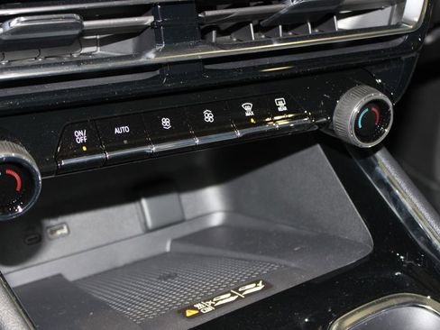 New 2026 Chevrolet Traverse High Country w/ LPO, Floor Liner Package image 37