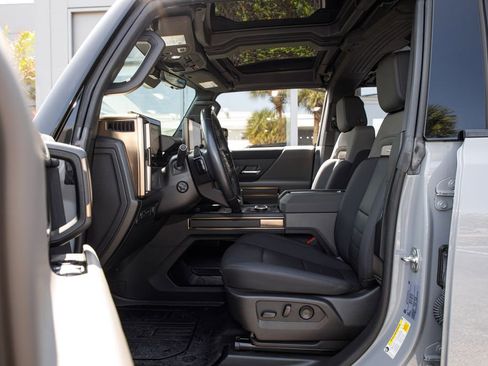 Used 2024 GMC Hummer EV 2X image 24