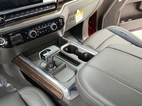 Used 2024 Chevrolet Silverado 1500 RST image 35