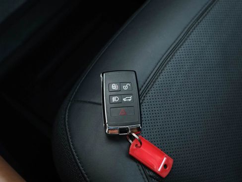 Used 2023 Land Rover Defender 110 X AWD/4WD image 54