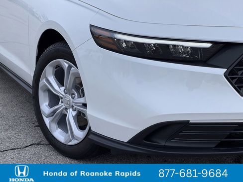 New 2026 Honda Accord LX image 38