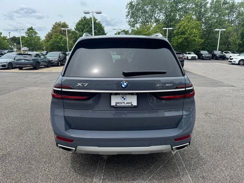 Used 2026 BMW X7 xDrive40i w/ Premium Package AWD/4WD image 4
