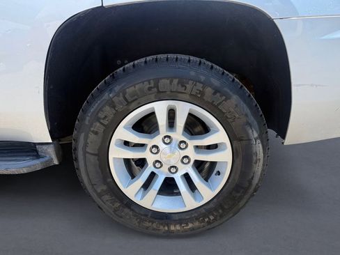 Used 2017 Chevrolet Tahoe LT AWD/4WD image 14