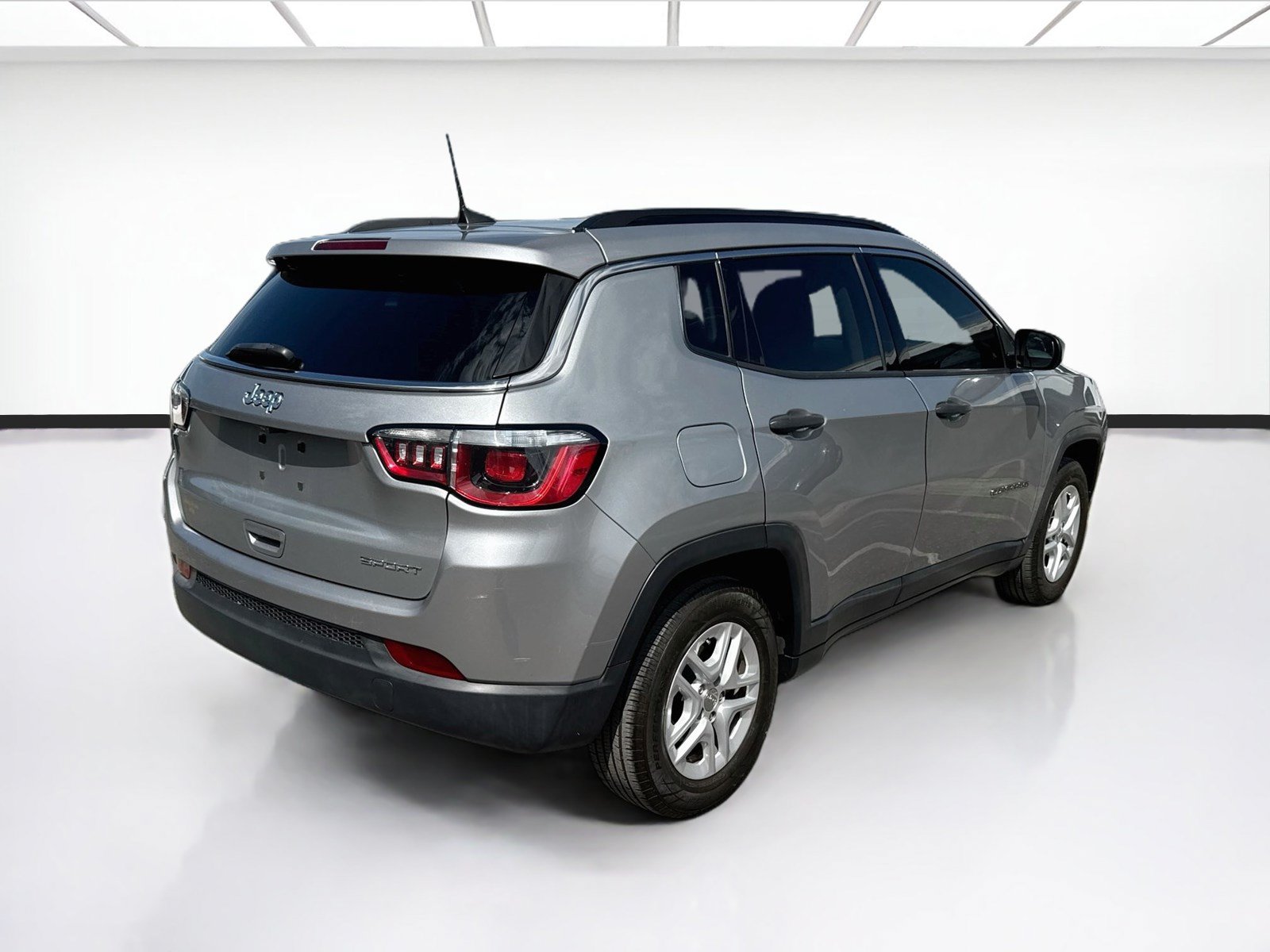 Used 2020 Jeep Compass Sport FWD image 4