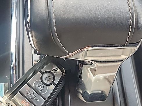 Certified 2022 Ford F150 XLT w/ Equipment Group 302A High image 22