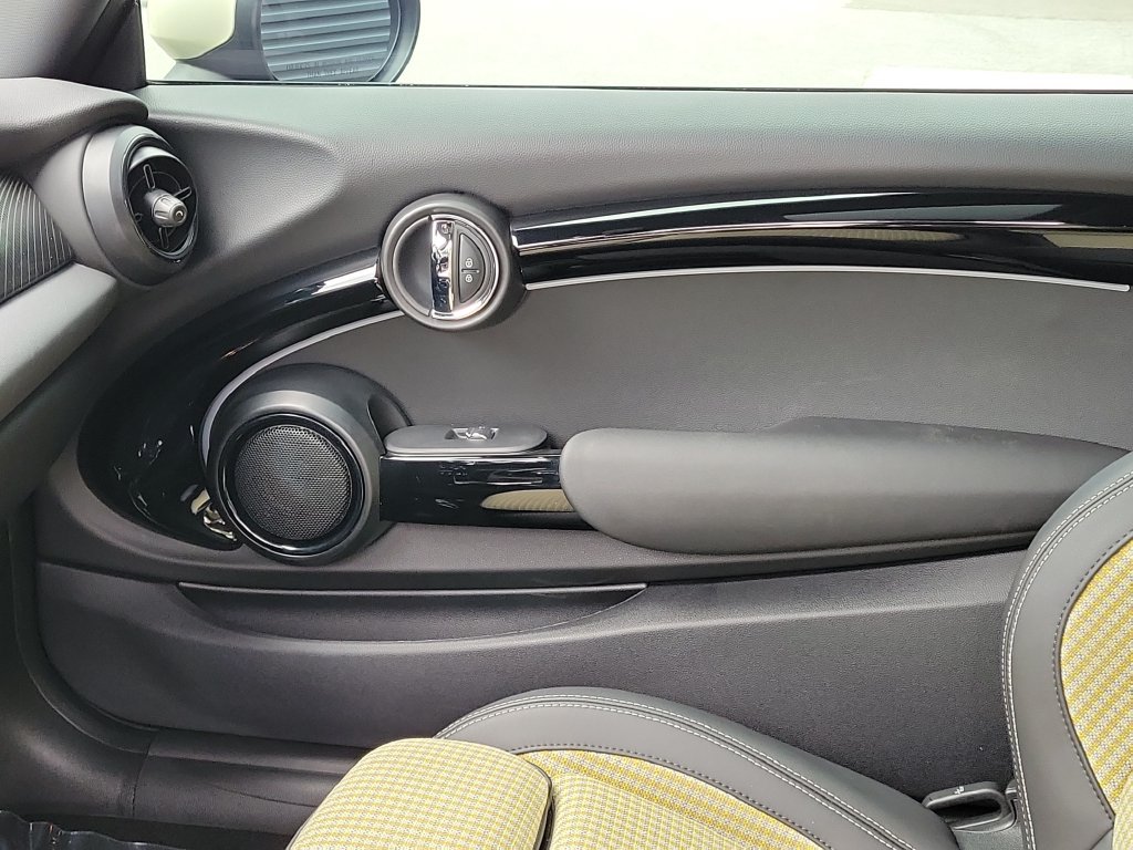 Used 2023 MINI Cooper S w/ MINI Resolute Edition FWD image 23