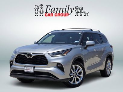 Used 2023 Toyota Highlander Limited