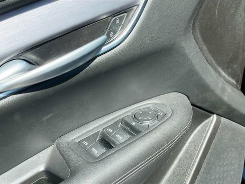 Used 2025 Cadillac XT5 Luxury w/ LPO, Floor Liner Package FWD image 17