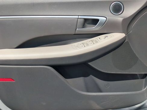 Used 2025 Hyundai Sonata SEL FWD image 11