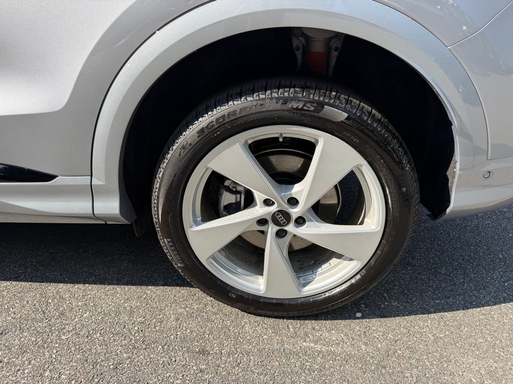 New 2026 Audi Q5 Premium Plus AWD/4WD image 10