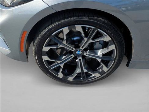 Used 2026 BMW 330i Sedan w/ Premium Package RWD image 25