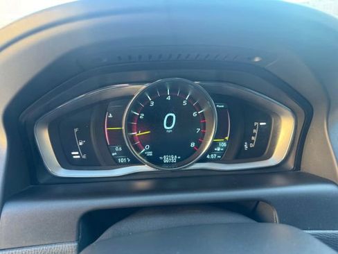 Used 2015 Volvo XC60 T5 Premier Plus image 22