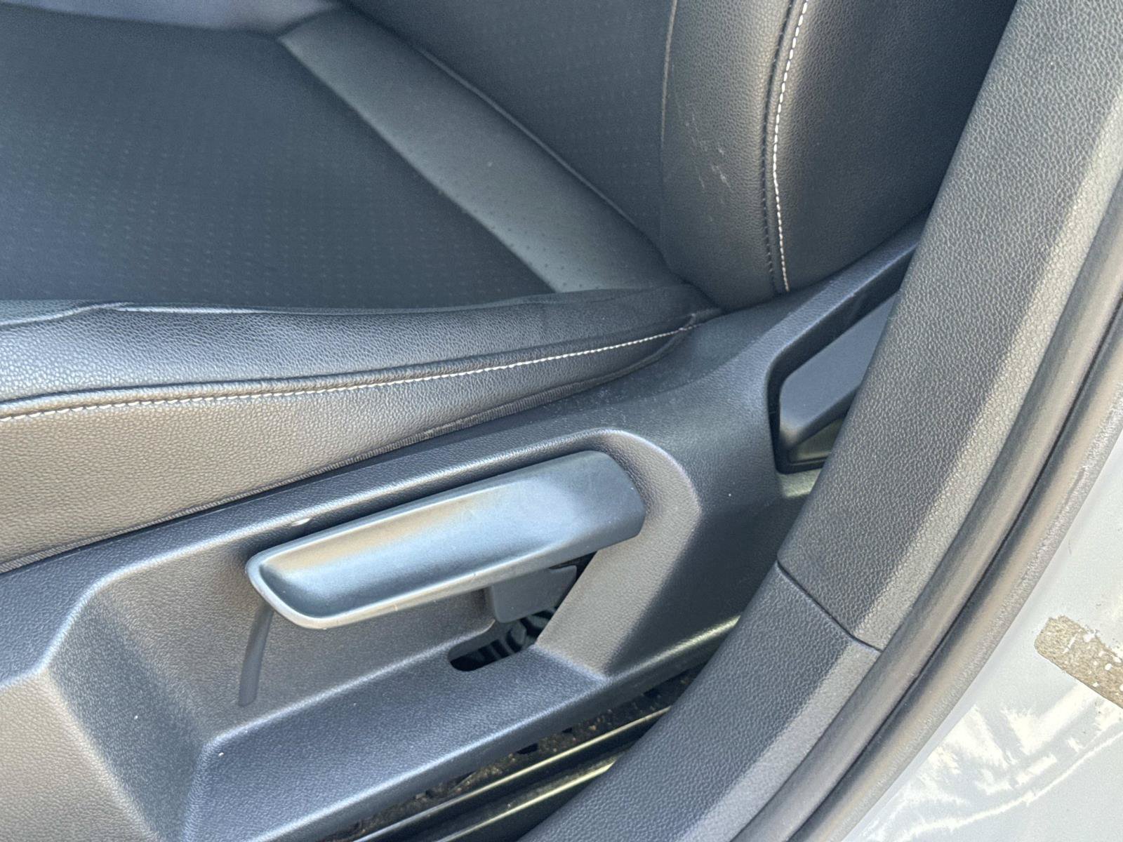 Used 2019 Volkswagen Jetta SE FWD image 23