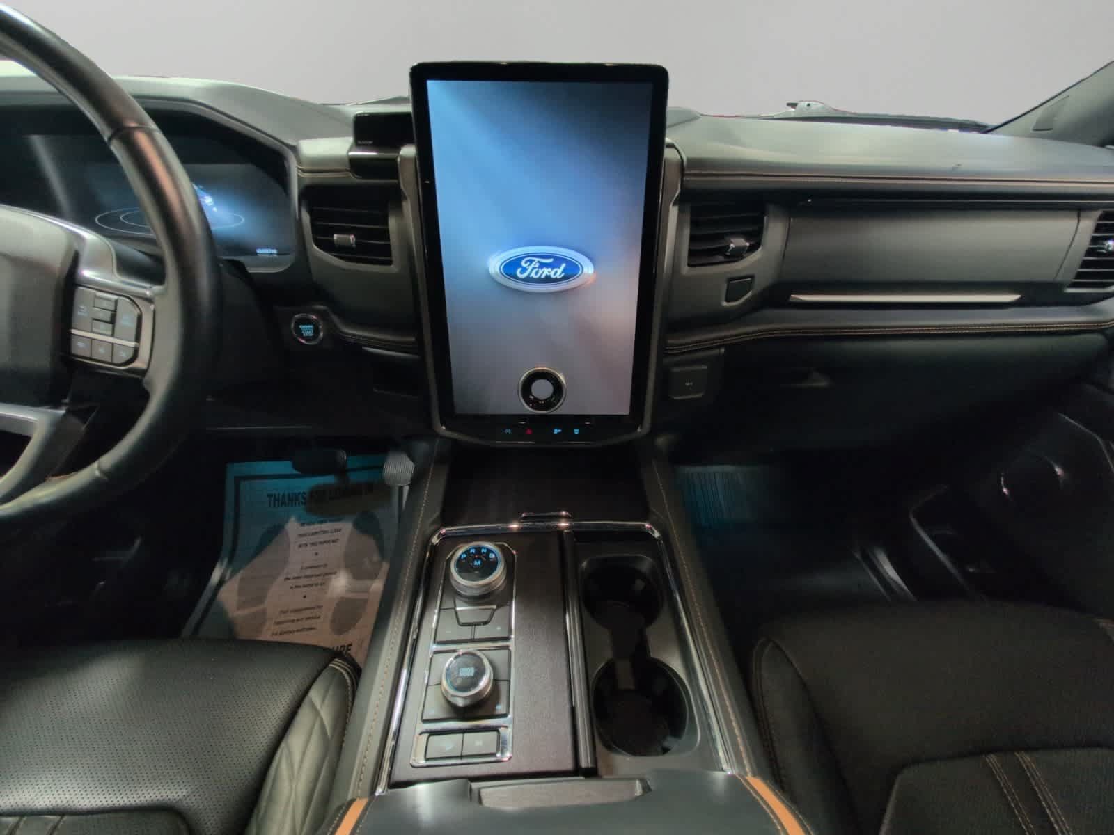 Used 2023 Ford Expedition Platinum AWD/4WD image 11