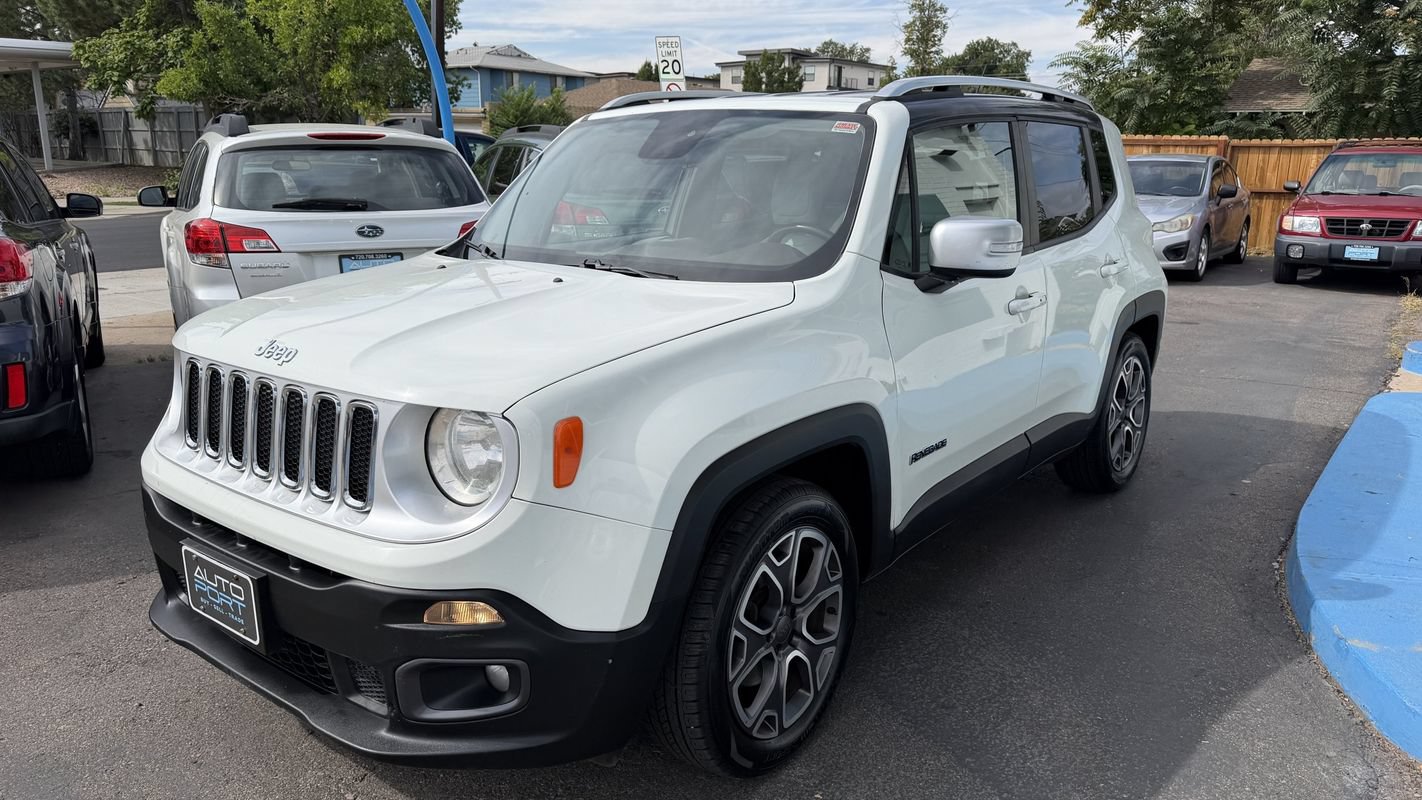 Used 2015 Jeep Renegade Limited w/ Safety & Security Group I FWD image 5