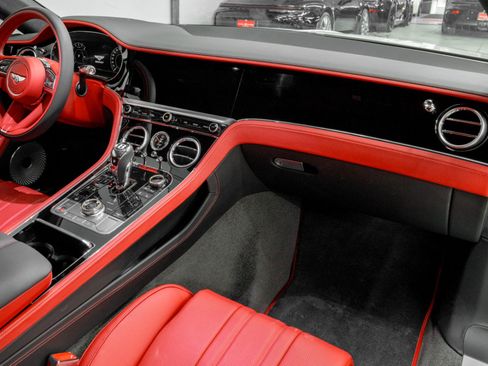 Used 2025 Bentley Continental GT AWD/4WD image 13
