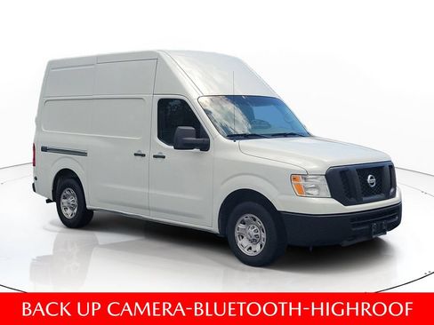 Certified 2019 Nissan NV 2500 SV RWD image 3