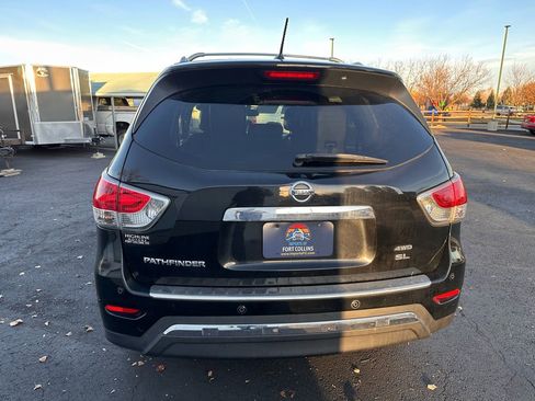 Used 2014 Nissan Pathfinder SL image 4