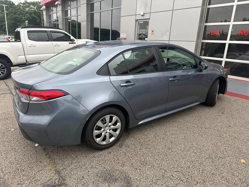 Used 2026 Toyota Corolla LE FWD image 6
