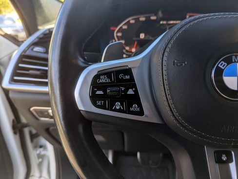 Used 2023 BMW X6 M50i w/ Executive Package image 17