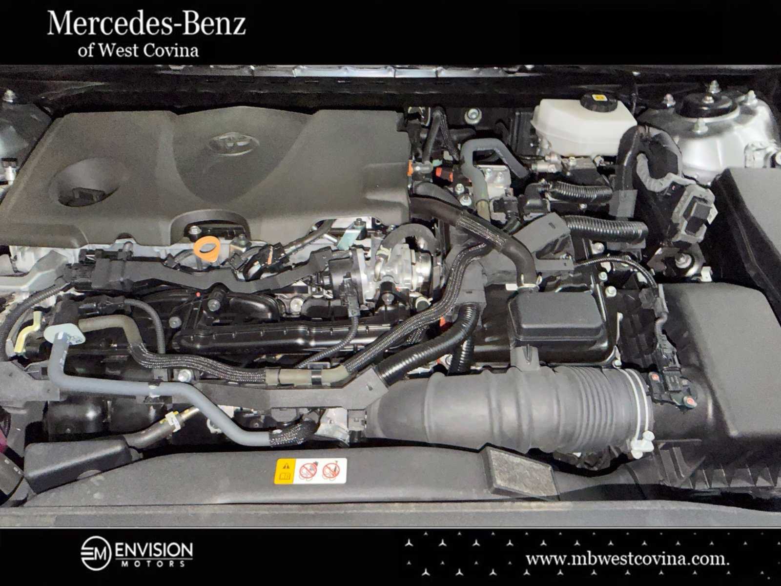 Used 2025 Toyota Camry SE FWD image 35